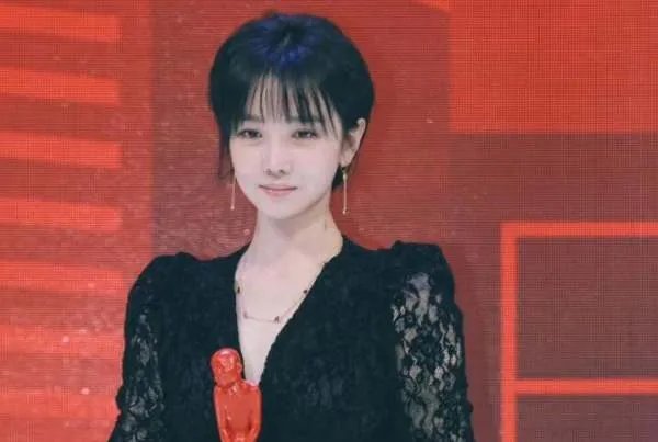 电视剧《夫妻那些事儿》洪小梅的扮演者是谁？