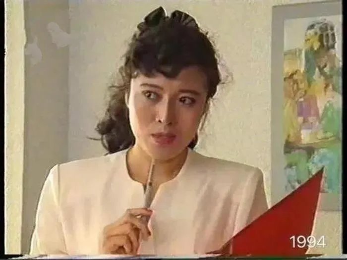 丁嘉丽年轻时候图片 和孙红雷年龄差几岁