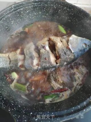 家常红烧鲤鱼