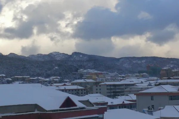 北京发布大风黄色预警，这会给人们出行带来什么影响？