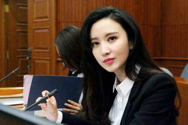 张萌一秒变脸，如何才能自由转化自己的情绪？