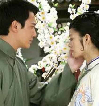 【图】安以轩冯绍峰吻戏精彩片段曝光 激情狂吻不忍直视