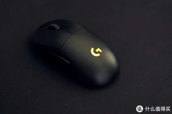 新年新面貌 — 更新布置下电脑桌面上的那些相关设备