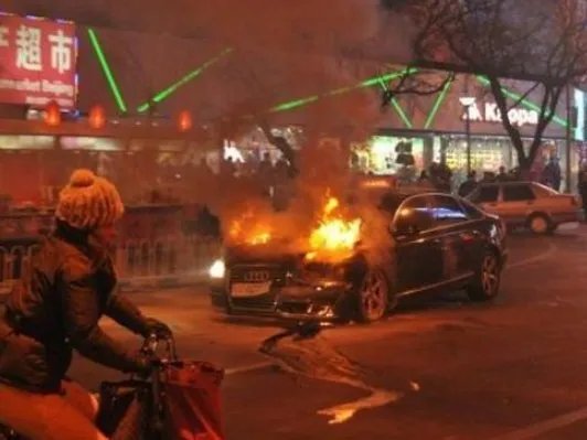 京城四少王烁：后妈是王艳，前女友是周迅，为何如今销声匿迹了？