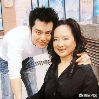 老演员张金玲简历？