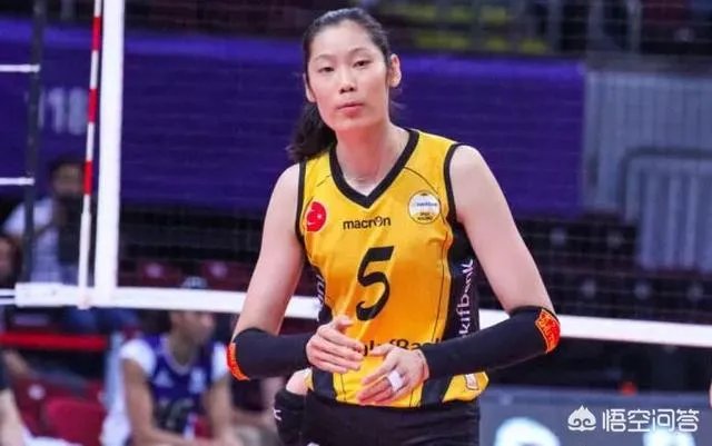 中国女排3-0横扫排行榜第一的土耳其队，对这场比赛有何评述？