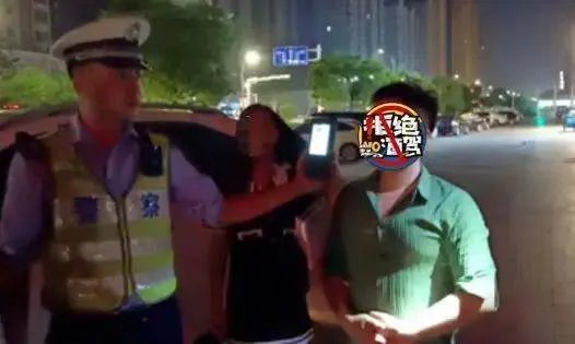 男子醉驾连撞6车竟甩锅给妹妹，交通事故顶包要负什么责？