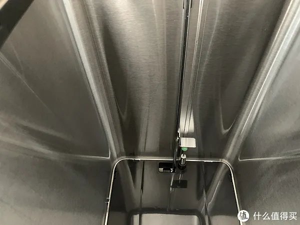 不锈钢垃圾桶选购指南