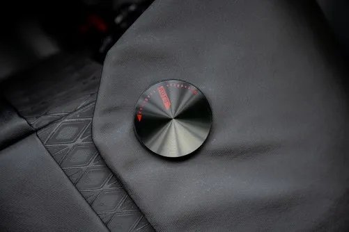 【有料评测】VSGO黑鹞评测：1299元全能摄影通勤双肩包