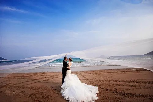 青岛婚纱摄影排行榜    青岛婚纱摄影外景地推荐