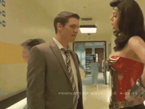 你看出来了吗？《神奇女侠1984》的35个彩蛋和细节