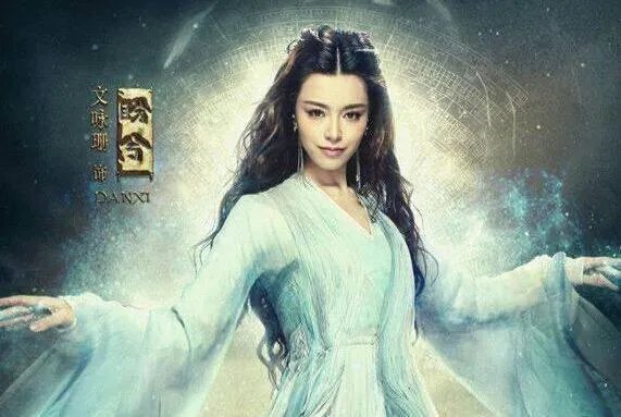 《海上牧云记》第一女主角是苏语凝吗，电视剧跟小说原著一样吗？