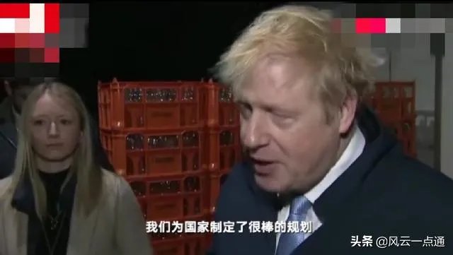 英国首相约翰逊为了拉票天不亮就亲自去给选民送牛奶，你怎么看？
