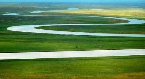 《飞驰人生》巴音布鲁克赛道原型是谁？