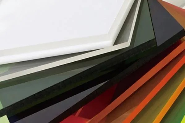 亚克力板防火吗