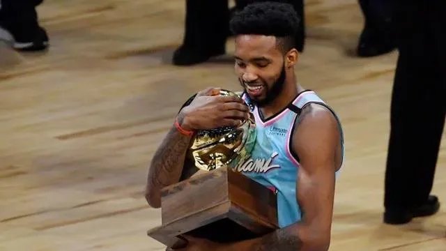 琼斯战胜戈登获得扣篮大赛冠军，算冷门吗？