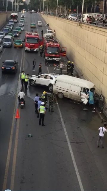 西安玉祥门车祸有死伤吗？