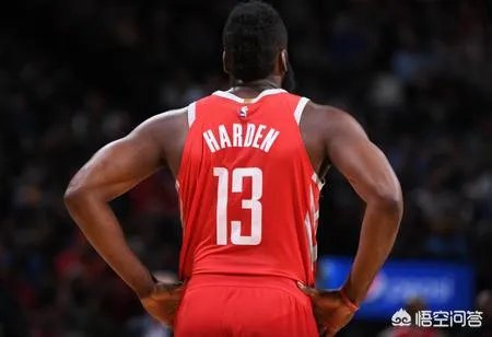 哈登晃倒韦斯利约翰逊数米远，等他站起来再投进三分，什么水平？