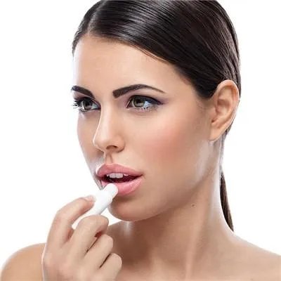 怎么缩小脸部毛孔