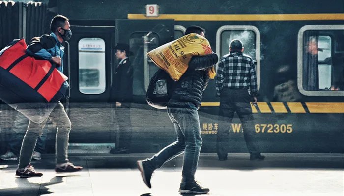 一张身份证能买几张火车票 一张身份证可以买两张火车票吗