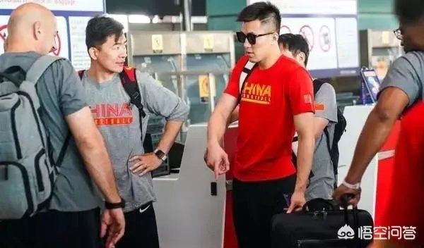 6月19日，中国男篮VS澳大利亚的热身赛几点开始？什么平台直播？你更看好谁的发挥？