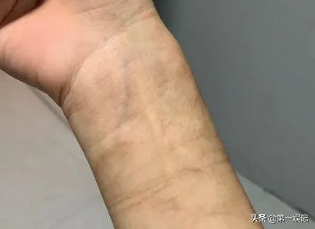 演员刘露大闹火车站后道歉，换成你是当事人你会怎么做？会接受道歉吗？