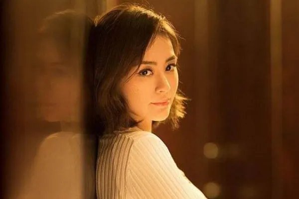 阿娇头部受重伤被送医，称是意外，为何网友认为此事和男人有关？