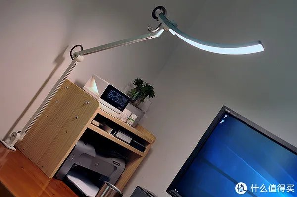 新年新面貌 — 更新布置下电脑桌面上的那些相关设备