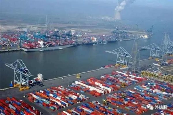 智利的主要港口有哪些?