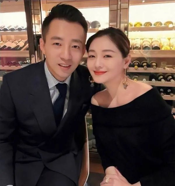 被王思聪怒骂：就你兜里那俩钢镚还总冒充富二代，汪小菲真实“伪豪门”吗？