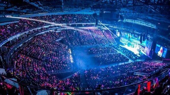 广州演唱会看台和内场有什么区别