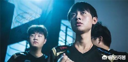 如果组建一支英雄联盟地表最强战队，哪些选手的巅峰时期能够胜任？