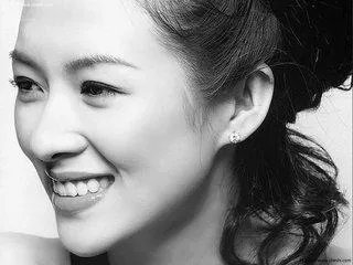 如何看待王俊凯在《演员的诞生》上和与章子怡的互动表演呢？