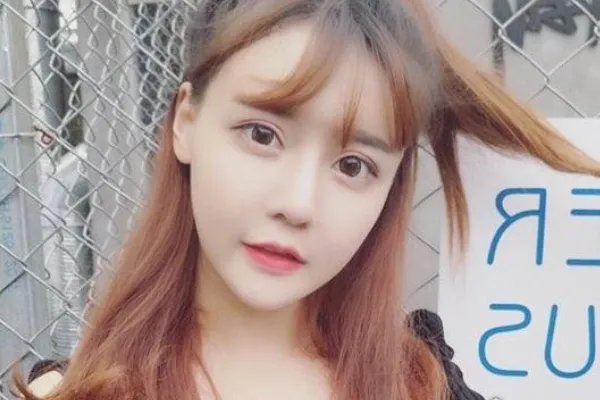 你对韩安冉刚结婚又离婚这个事件有什么看法？