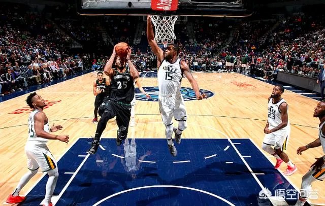 罗斯在对阵爵士的比赛中，狂砍50分，大家怎么看？