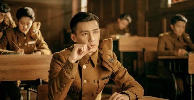 《烈火军校》纪瑾是谁演的？扮演者个人资料介绍