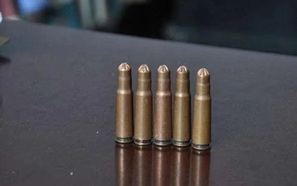 影视基地现真子弹是真的嘛？