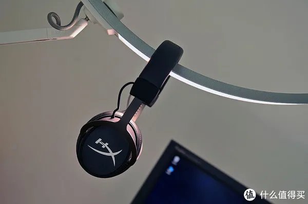 新年新面貌 — 更新布置下电脑桌面上的那些相关设备