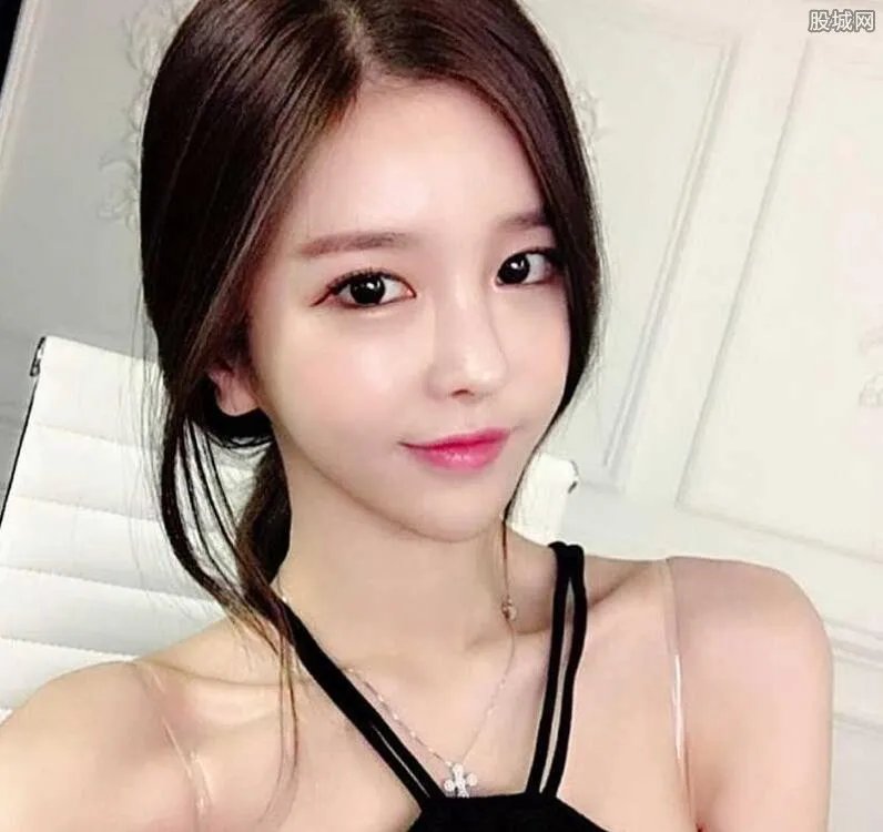 尹素婉裤子都跳掉了 场面尺度之大令人目瞪口呆