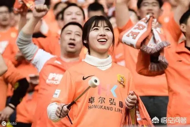恒大3比2逆转卓尔，武汉队现场DJ喊麦希望恒大亚冠获得好成绩，你是怎么样看的？