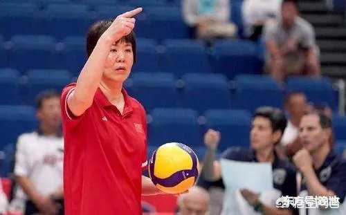 中国女排3:0横扫美国女排，中国女排赢在哪里，你如何评价中国女排球员的表现？