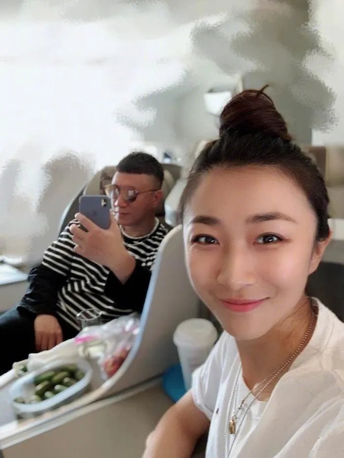 丁嘉丽年轻时候图片 和孙红雷年龄差几岁