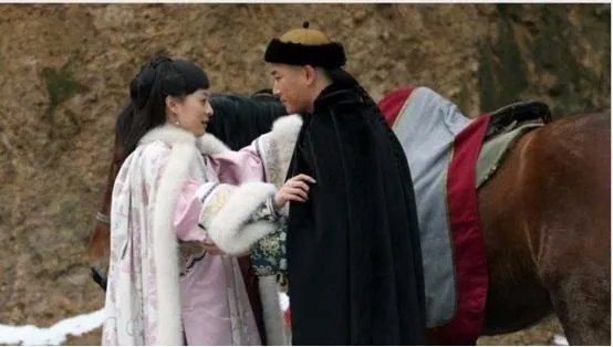 甄嬛传：摩格识破甄嬛私情，为何不向雍正告发？