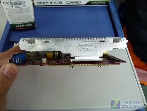 鼓励赚老外钱 七彩虹显卡海外卖场实拍