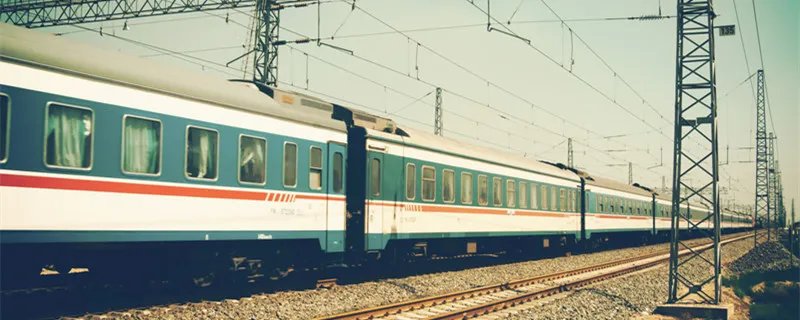 一张身份证能买几张火车票 一张身份证可以买两张火车票吗