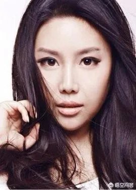 纪敏佳多大啊？