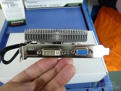 鼓励赚老外钱 七彩虹显卡海外卖场实拍