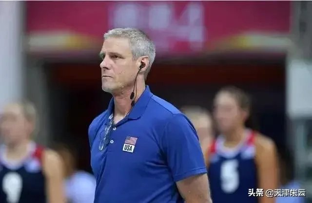 中国女排3:0横扫美国女排，中国女排赢在哪里，你如何评价中国女排球员的表现？