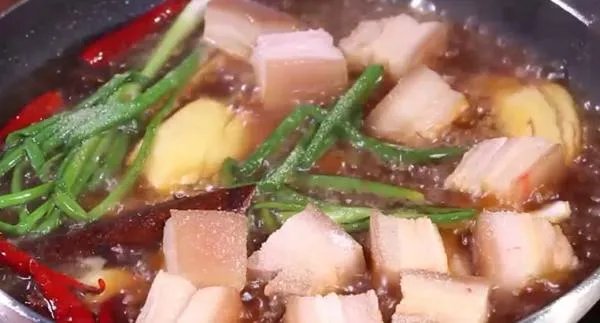 毛氏红烧肉和红烧肉的作法及区别？