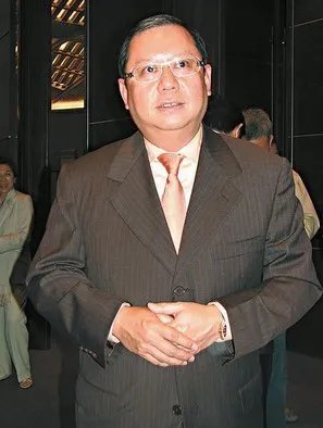 娶“婉君”谢玲玲，与王祖贤谈恋爱，林建岳到底凭什么？